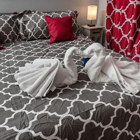 Апартаменти Urban Retreat 1Br With Free Park Х'юстон Екстер'єр фото